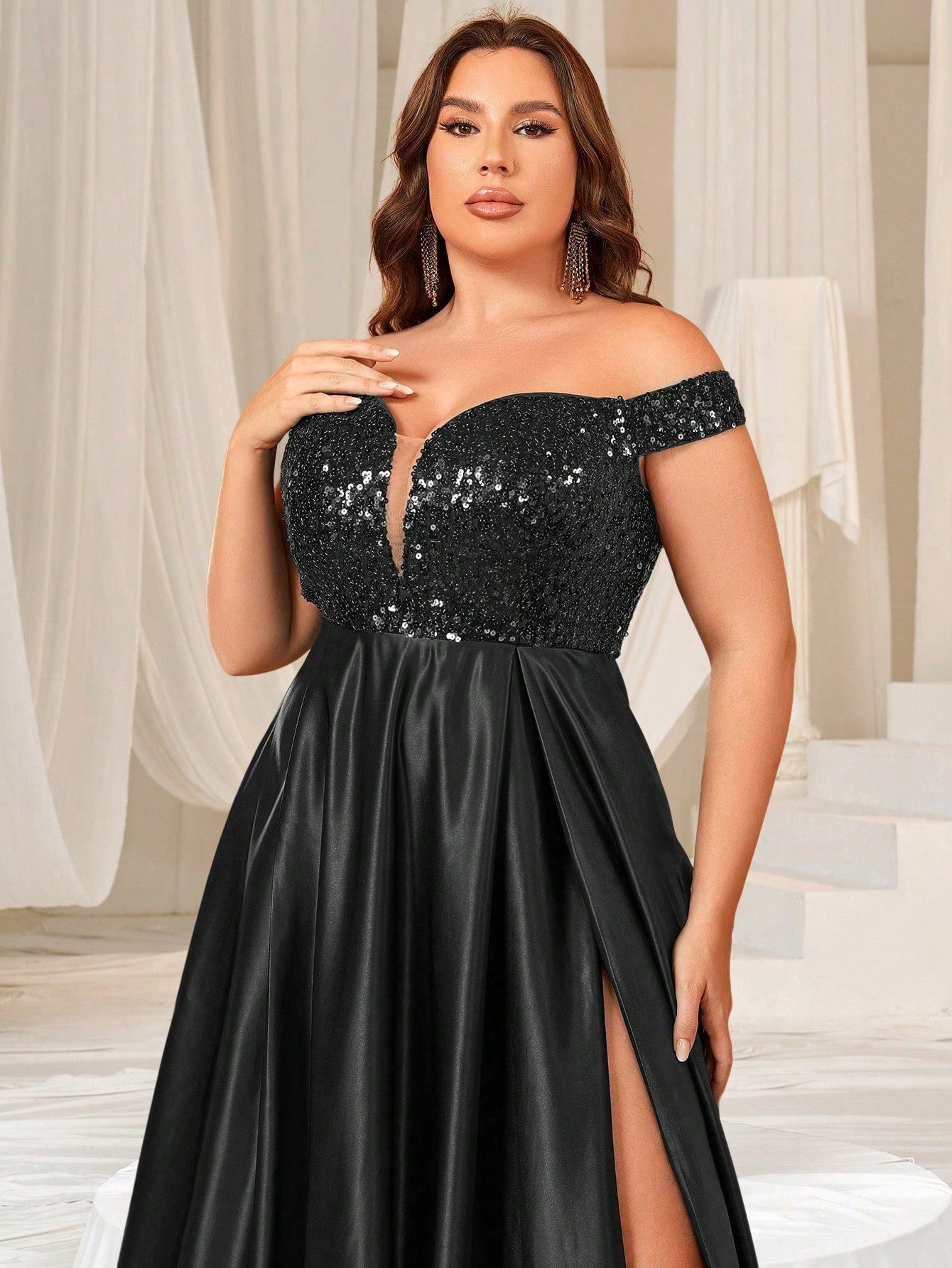 Plus Sweetheart Neckline Contrast Sequin Satin Prom Dress