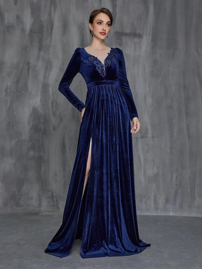 High-Slit Velvet Sweetheart-Neck Long-Sleeve A-Line Mother-of-the-Bride Dress in Navy blue