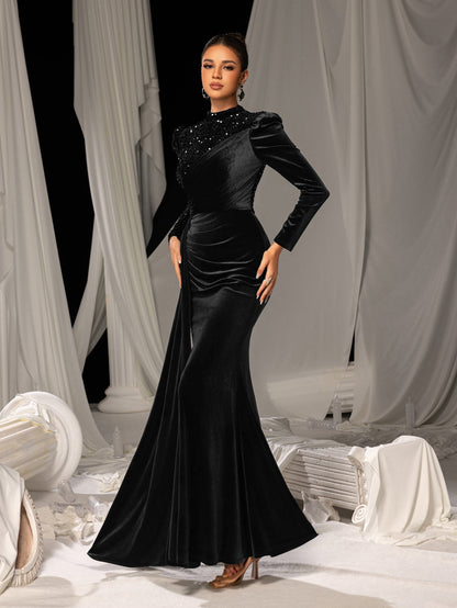 Elegant Velvet Evening Gown with Sequin Detail & Mermaid Silhouette – Luxury Bridal Wear for Weddings or High-End Events, XS-XL