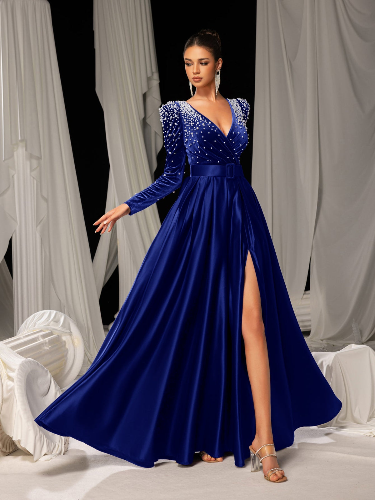 Elegant Evening Gown with Deep V-Neck & Side Slit – Luxurious Satin Gown for Red Carpet, Gala Dinners & High-End Events