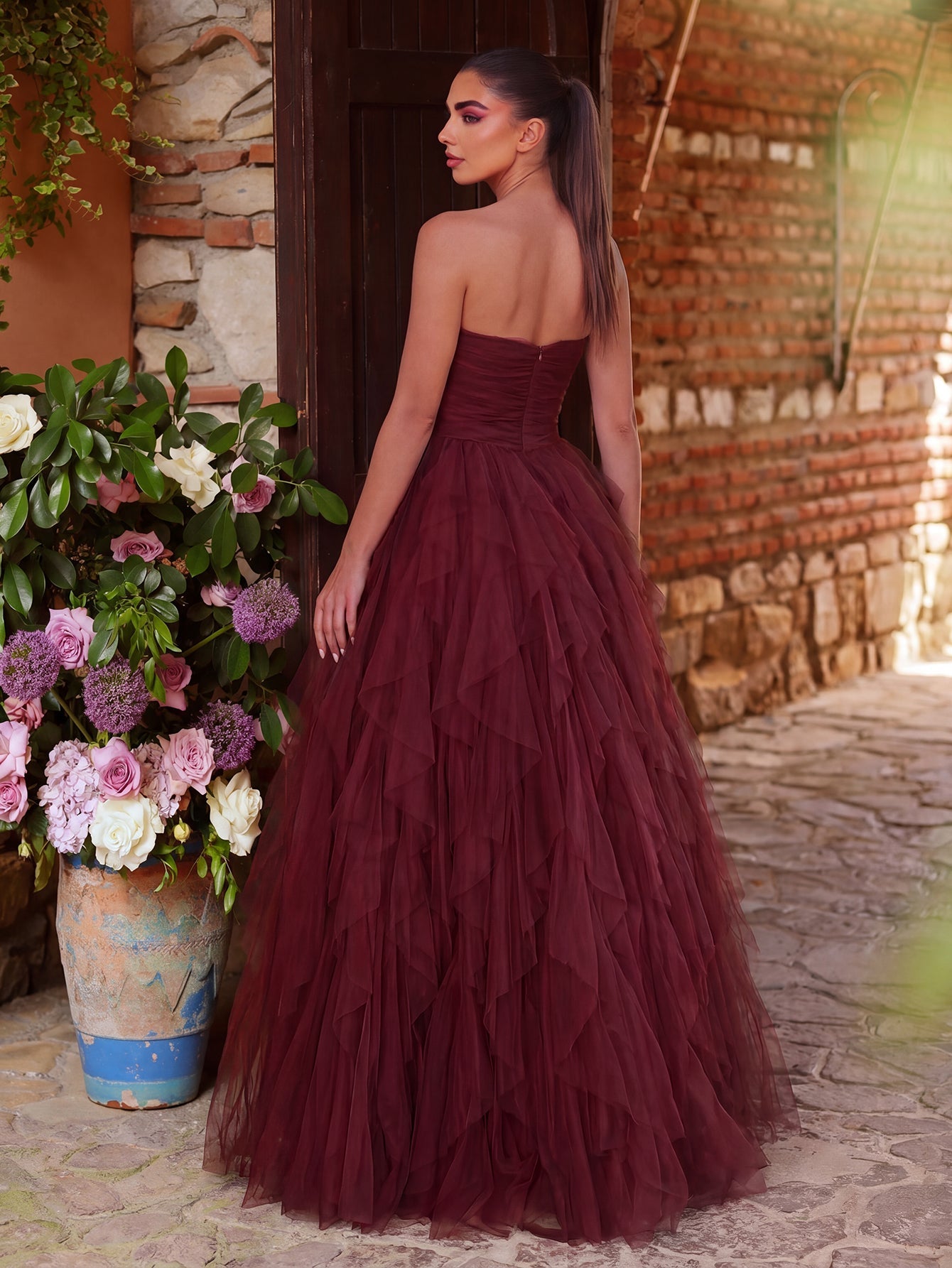 Elegant Strapless Mesh Overlay Formal Party Dress