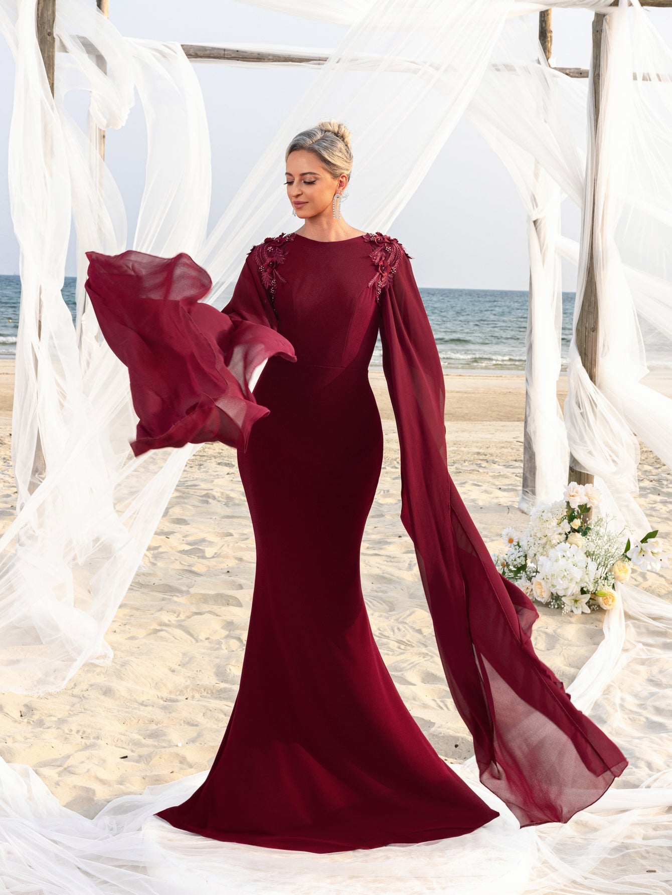 Mother-of-the-Bride Round Neck Chiffon Appliqué Half-Sleeve Mermaid Evening Gown — authorized product image 3