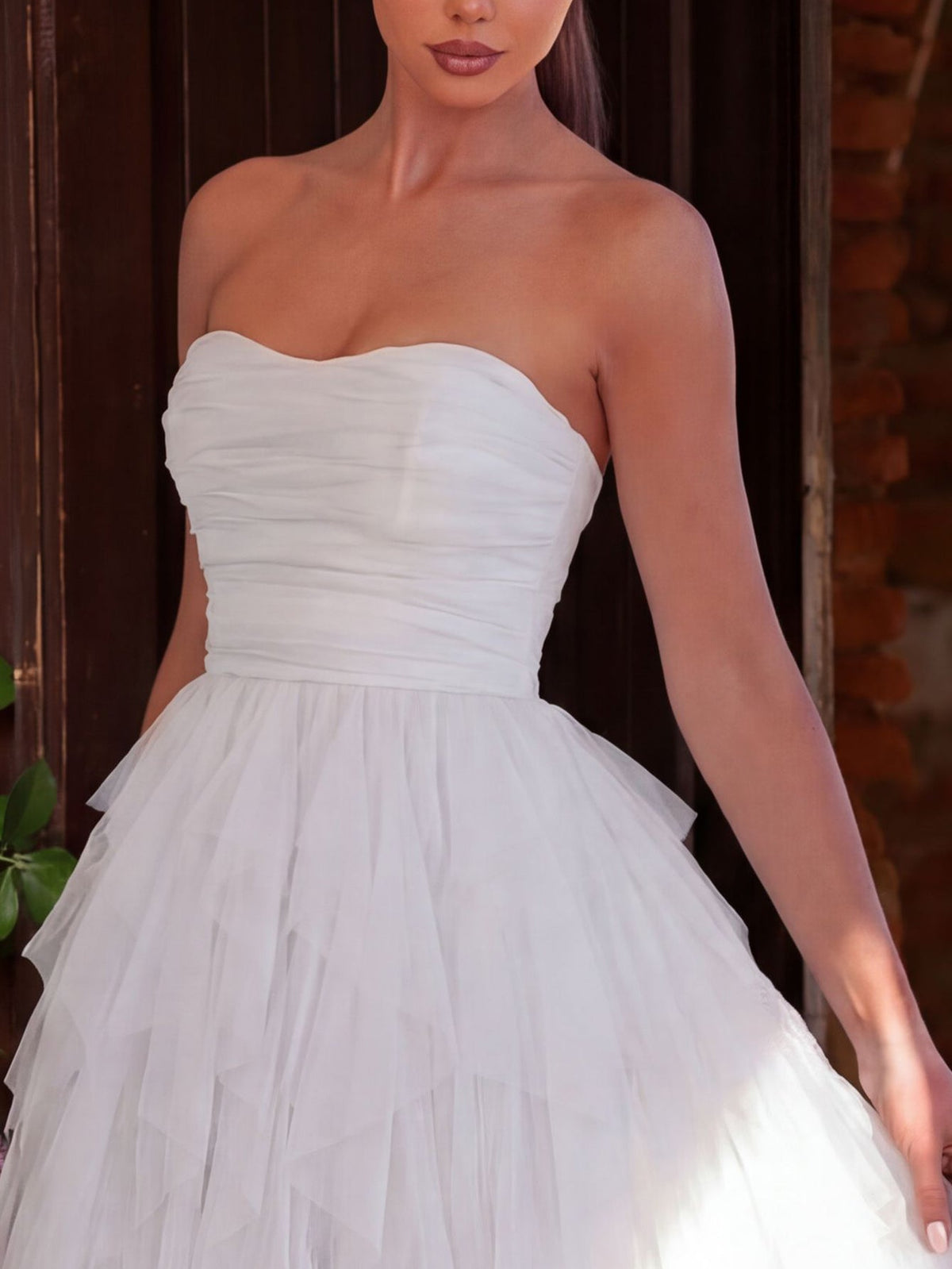 Elegant Strapless Mesh Overlay Formal Party Dress
