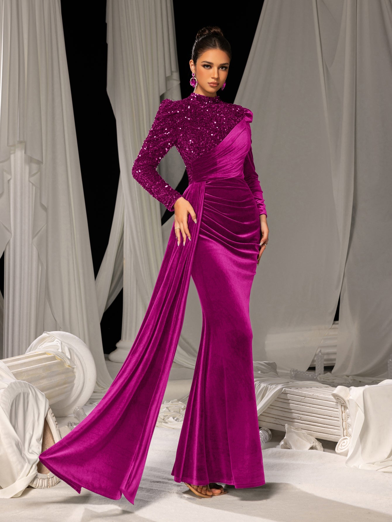 Elegant Velvet Evening Gown with Sequin Detail & Mermaid Silhouette – Luxury Bridal Wear for Weddings or High-End Events, XS-XL