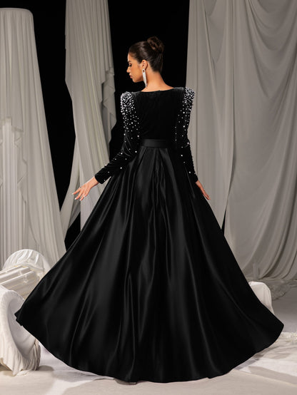 Elegant Evening Gown with Deep V-Neck & Side Slit – Luxurious Satin Gown for Red Carpet, Gala Dinners & High-End Events