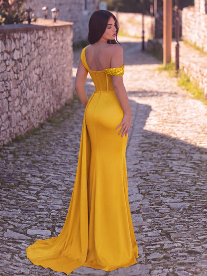 Elegant Asymmetrical Neck Split Mermaid Hem Satin Evening Dress