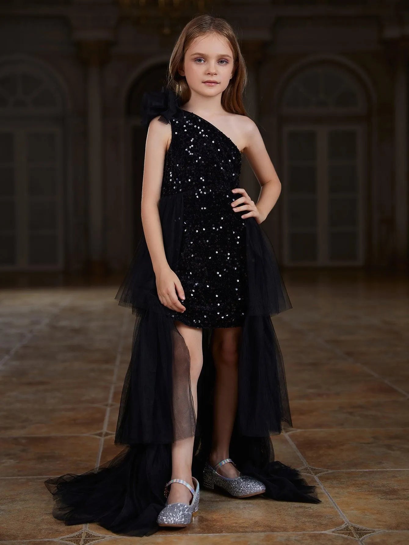 Layered Hem One-Shoulder Sequin A-Line Sleeveless Tween Girls' Party Dress in Black