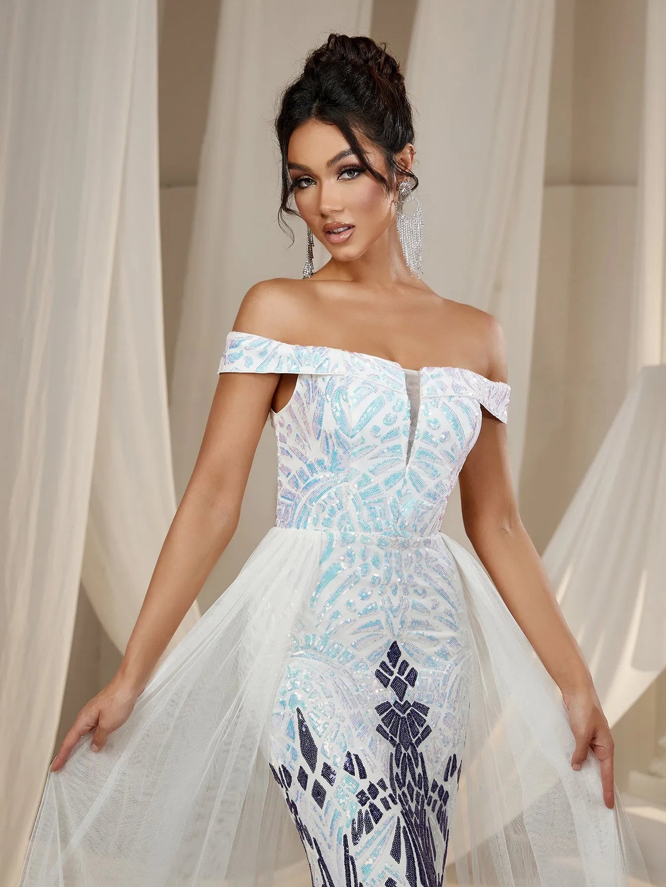Off-Shoulder Mesh Overlay Mermaid Hem Graphic Sequin Formal Party Dress — authorized product image 5