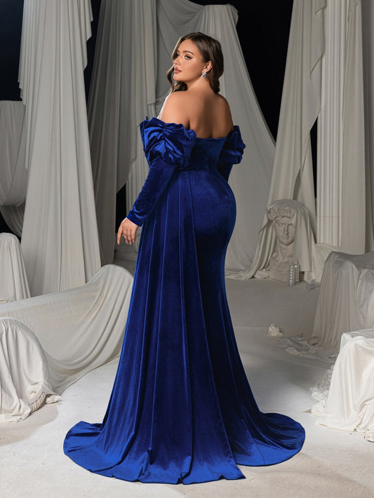 Plus Velvet Evening Gown: Off-Shoulder Mermaid Dress with Puffed Sleeves and Rhinestones – view 2