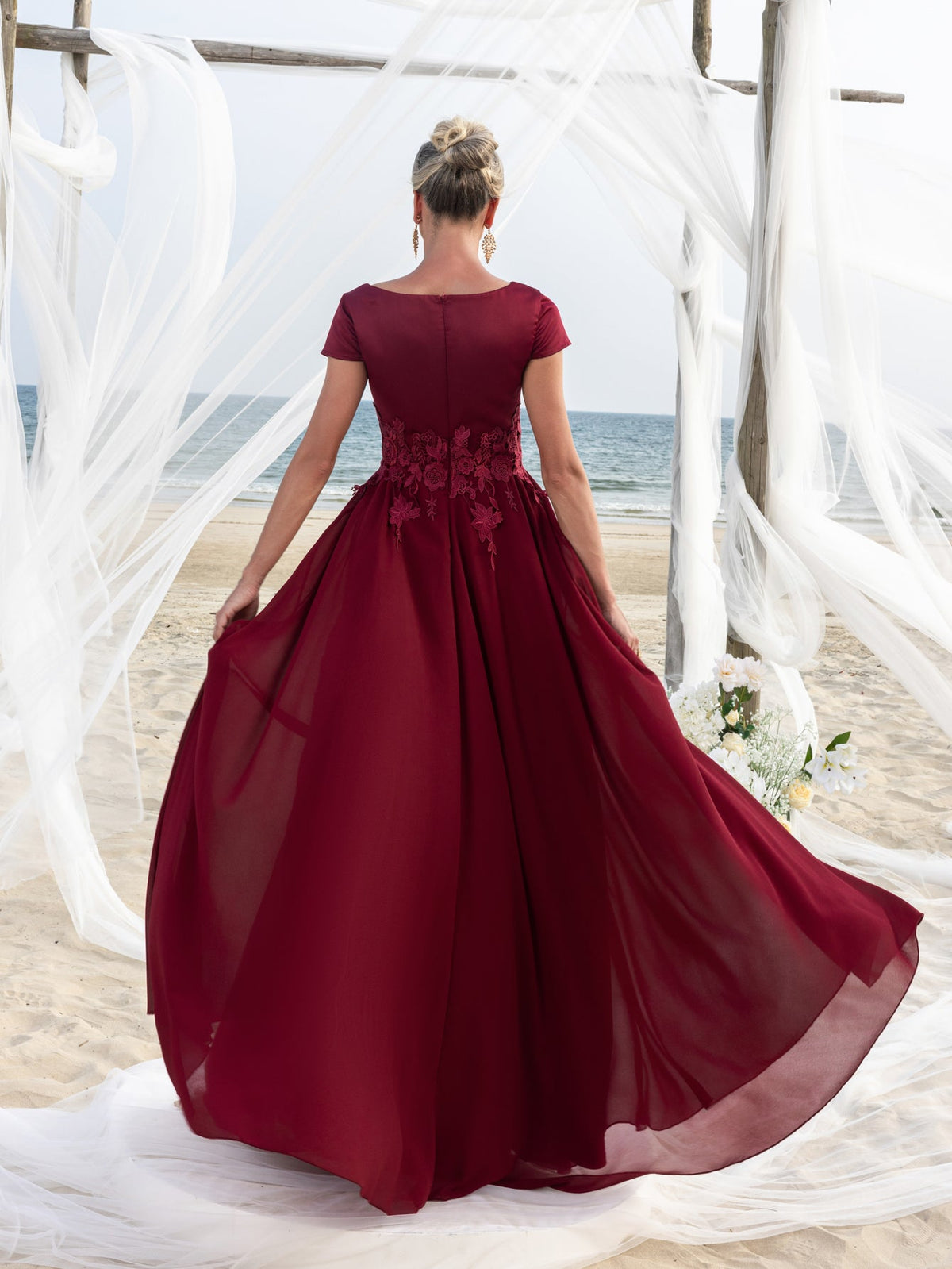 Additional view of Burgundy V-Neck Chiffon Mother of the Bride Dress with Lace Applique