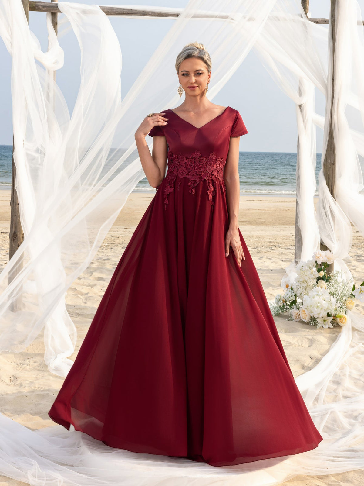 Burgundy V-Neck Chiffon Mother of the Bride Dress with Lace Applique