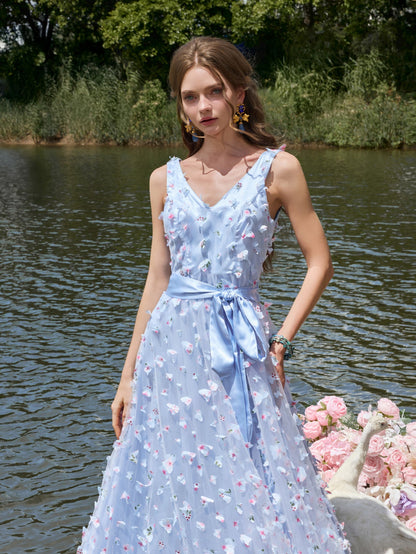 Floral Applique Tulle V-Neck Sleeveless Evening Dress — authorized product image 4