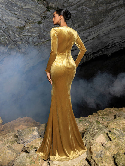 Elegant Velvet Evening Gown – Sweetheart Neckline and Thigh-High Slit, Luxury Dress for Glamorous Evening Wear, XS-XL – view 38