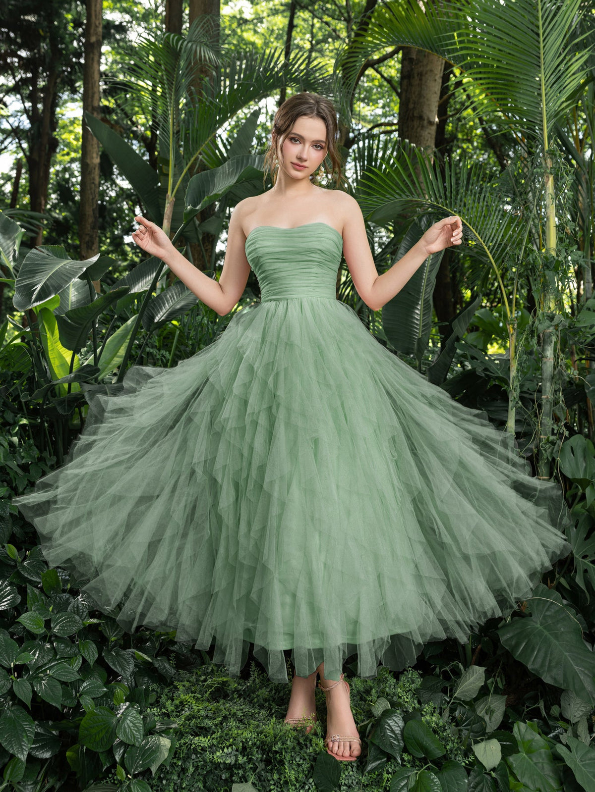 Alternate view of Strapless Tulle A-Line Sleeveless Midi Formal Dress in Green