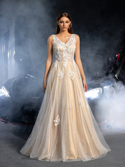 Gorgeous Applique Detail Plunging Neck Lace Overlay Tulle Wedding Dress – view 4