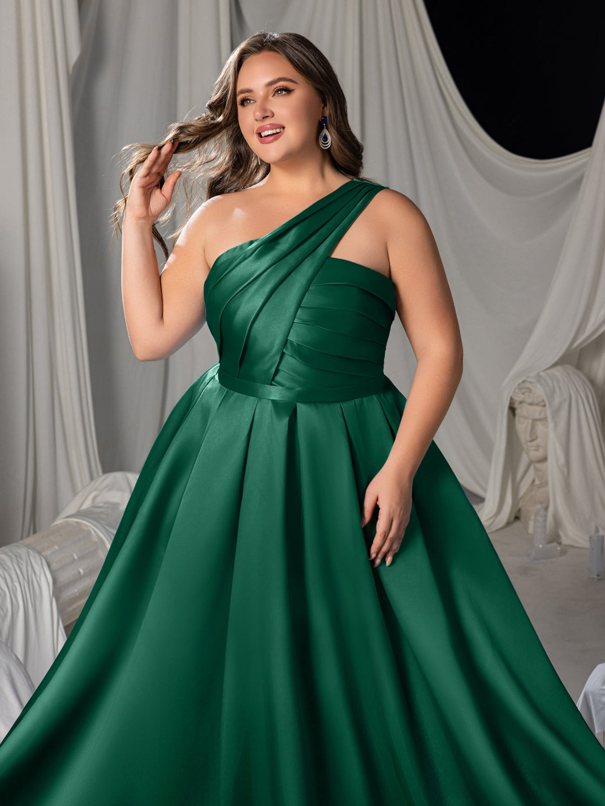 Plus-Size One-Shoulder Satin Pleated Sleeveless A-Line Evening Gown — authorized product image 6