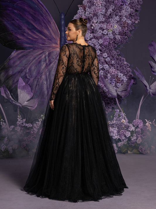 Plus Sweetheart Neck Lace Bodice Contrast Tulle Hem Evening Gown Wedding Dress – view 2