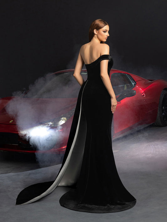 Elegant Strapless Draped Side Split Mermaid Hem Velvet Evening Dress – view 2