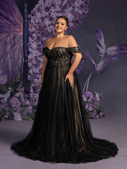 Plus-Size Off-Shoulder Lace Short-Sleeve A-Line Wedding Gown — authorized product image 4