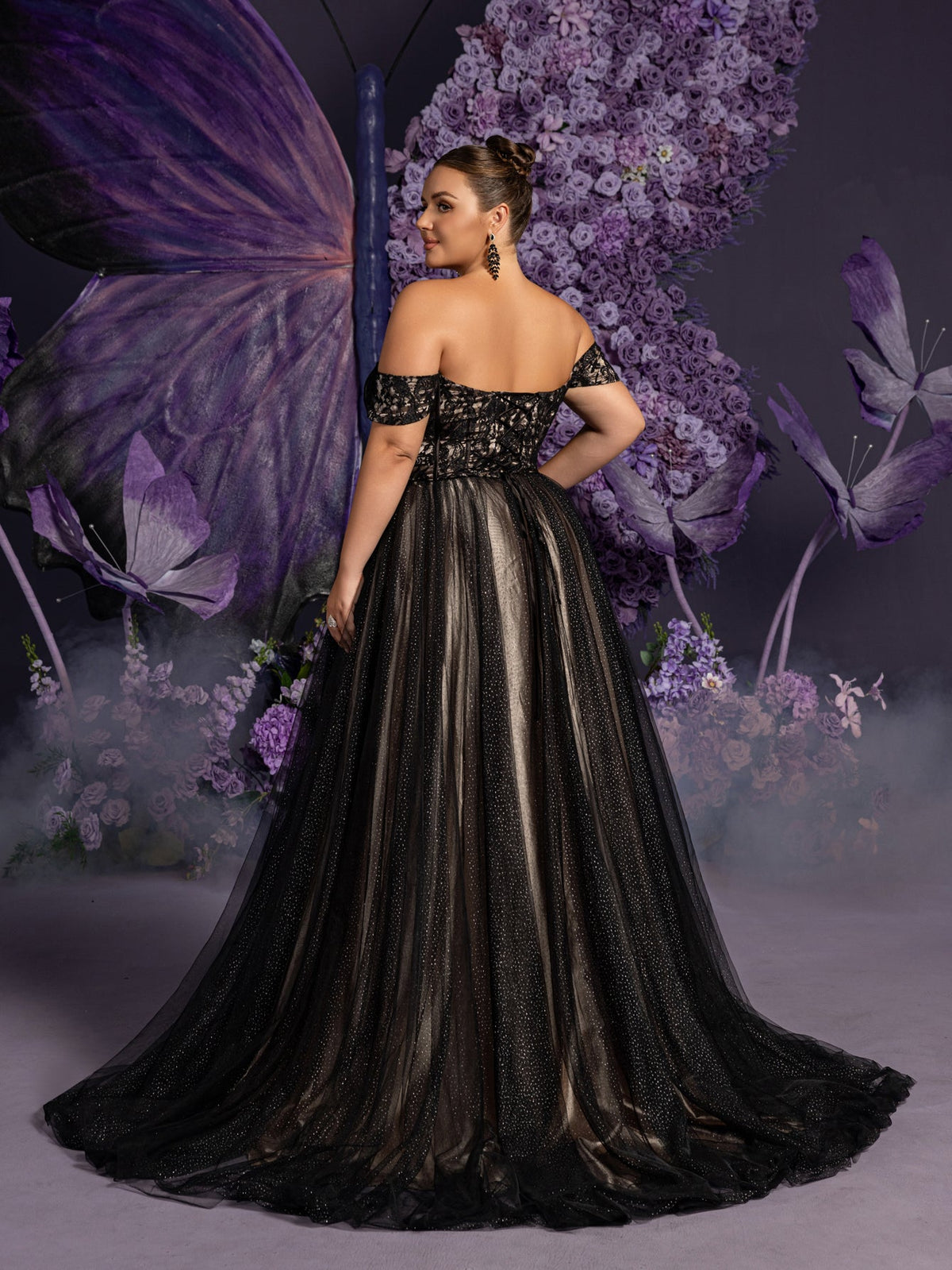 Plus-Size Off-Shoulder Lace Short-Sleeve A-Line Wedding Gown — authorized product image 2