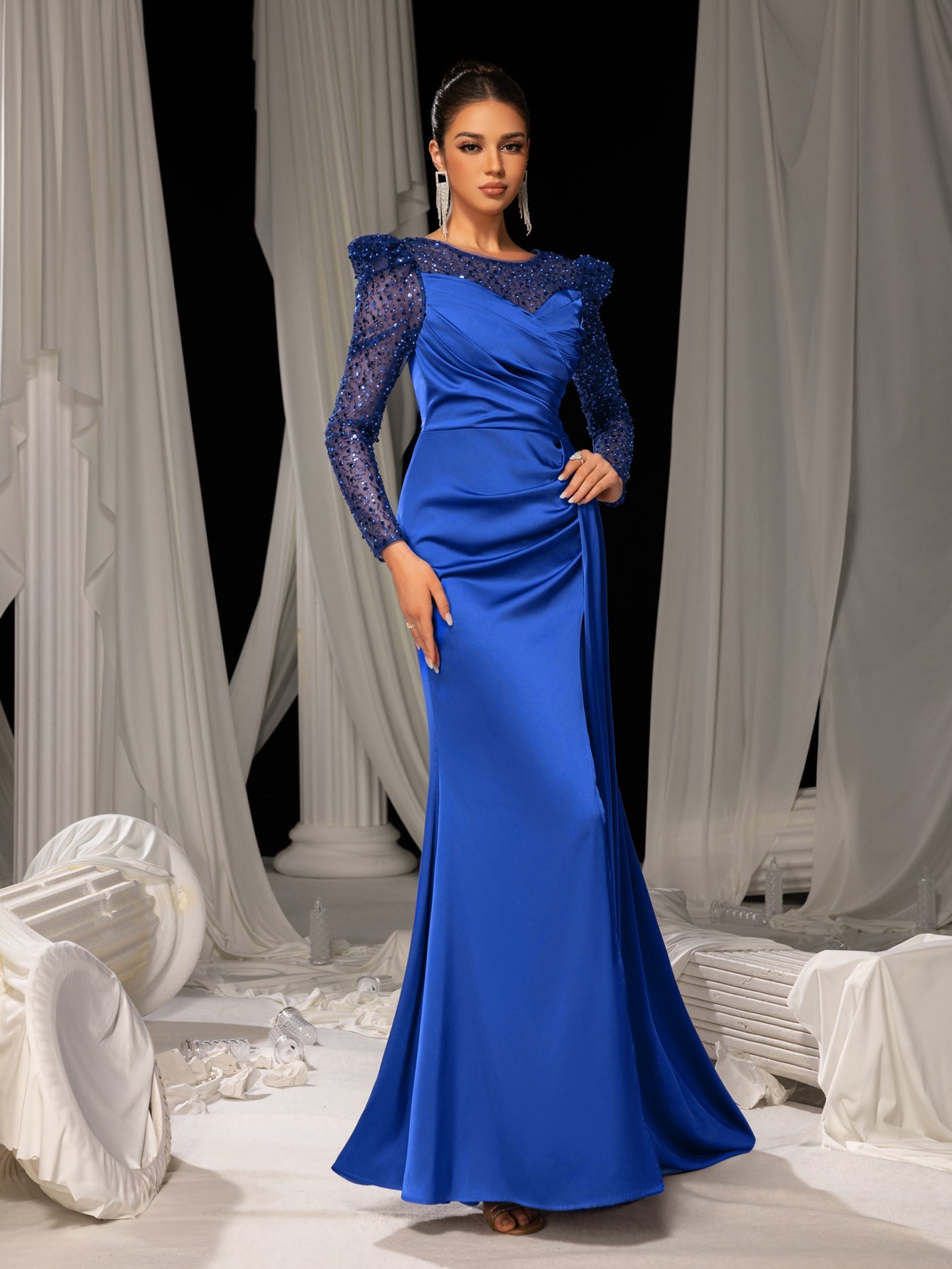 Elegant Evening Gown with Thigh-High Slit & Sequined Sleeves - Idea for Luxury Fashion Shows or Premium Brand Events, XS-XL
