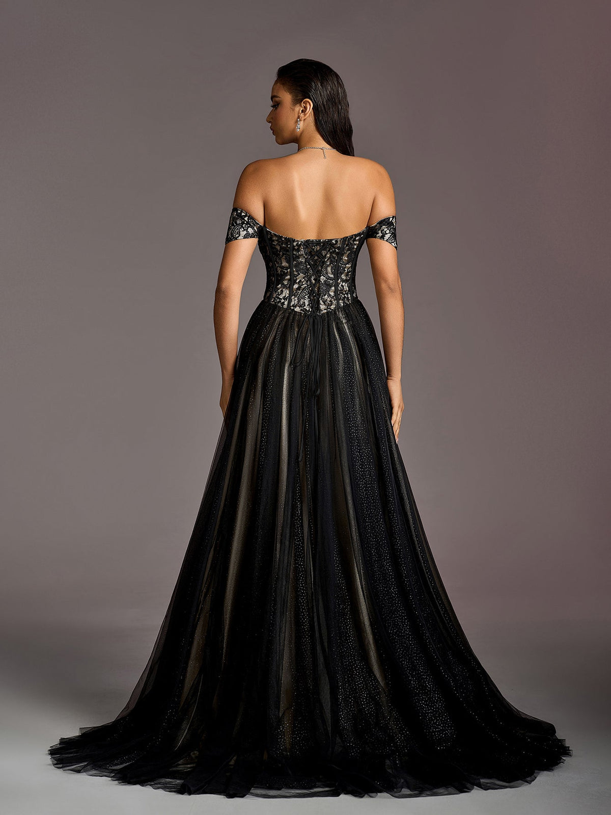 Off-Shoulder Lace Bodice Contrast Tulle Hem Wedding Gown — authorized product image 2
