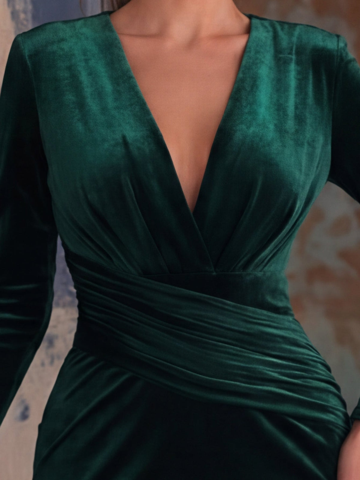 Elegant V-Neck Long Sleeve Velvet Mermaid Dress – view 8
