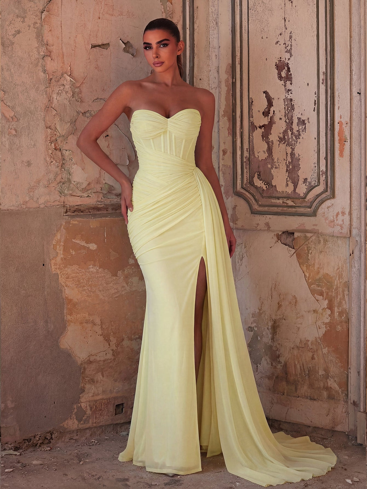 Elegant Strapless Sweetheart Neckline Mermaid Gown with Ruched Bodice, High Front Slit and Corset Back Lace-Up Detail | Evening Dress for Girls, Weddings, Formal Events