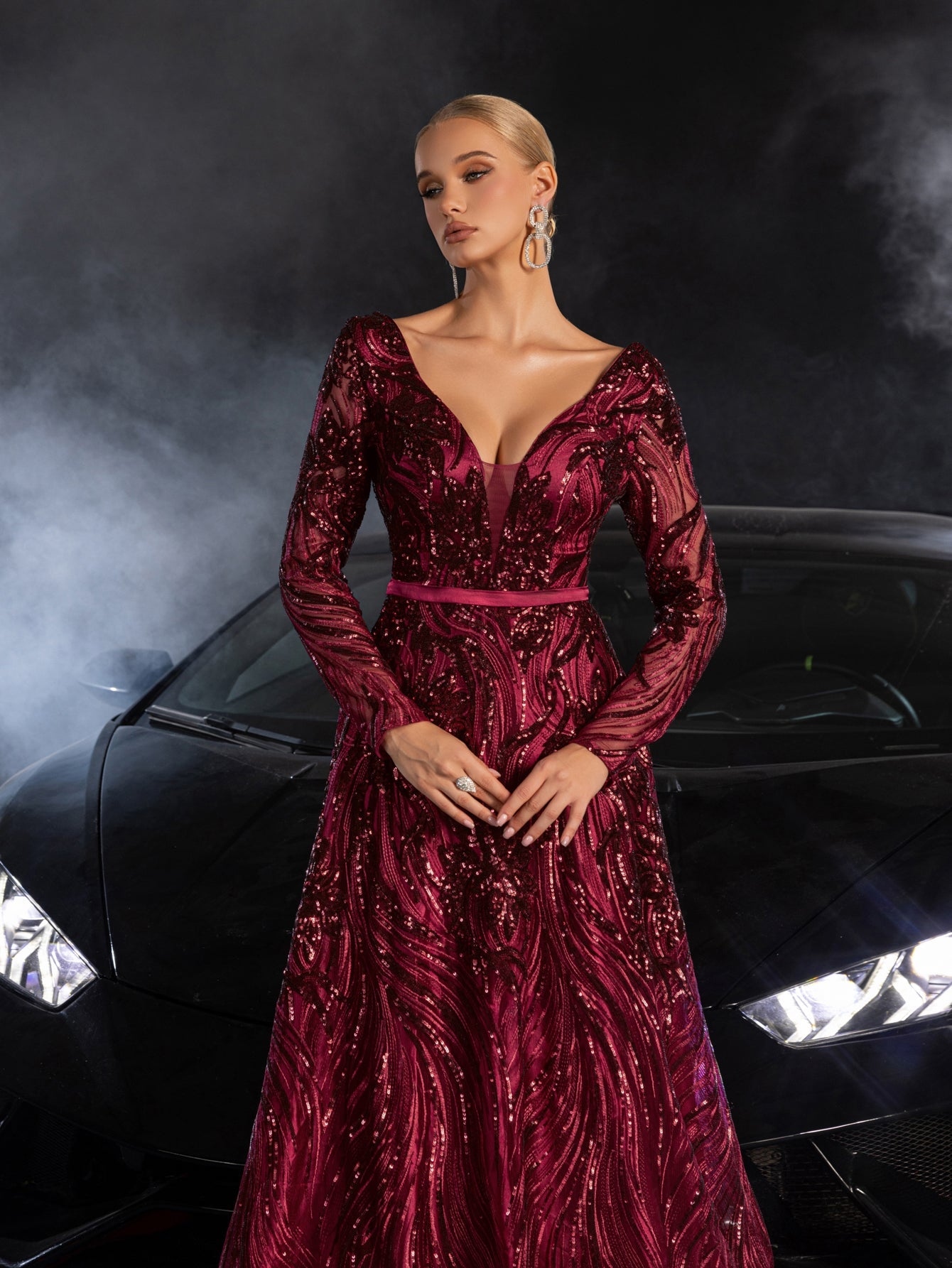 Elegant Plunging Neck Lace-up Back Graphic Sequin Formal Prom Dress