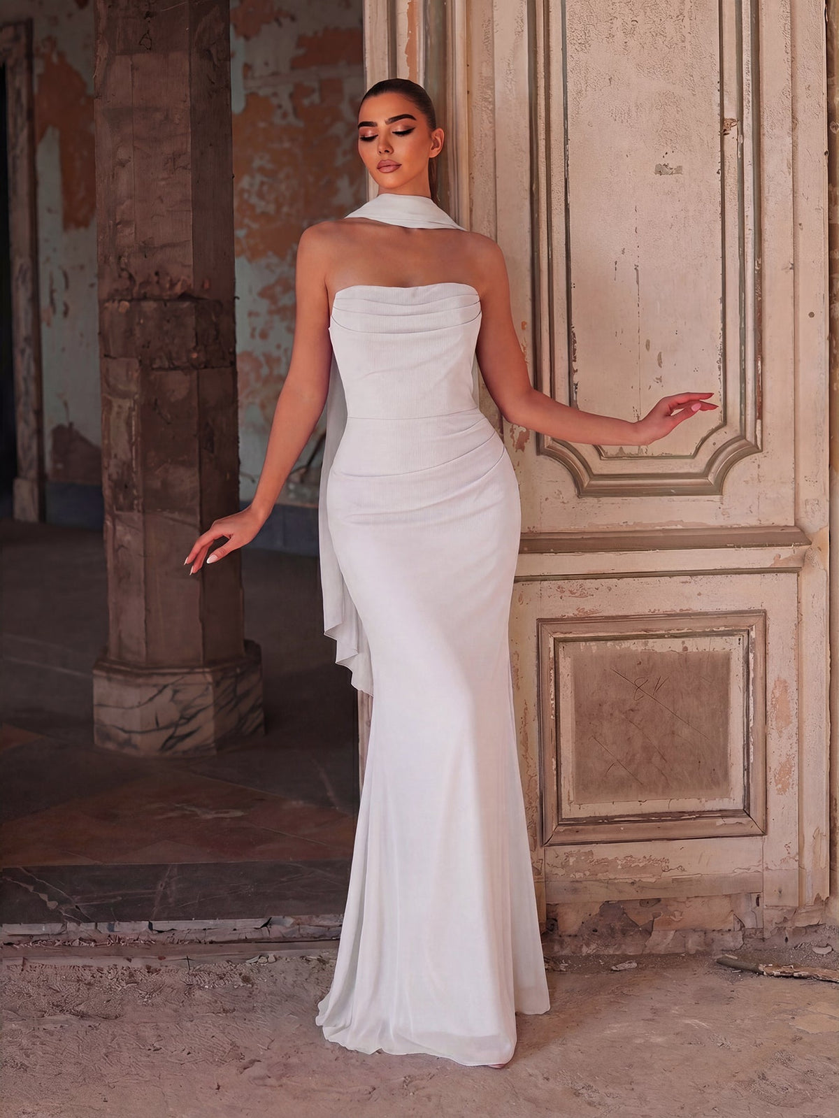 Alternate view of Backless Strapless Chiffon Mermaid Sleeveless Evening Gown in White