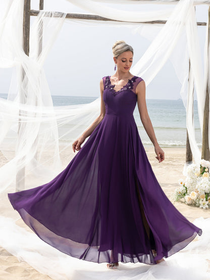 Women's Elegant Mother-of-the-Bride Gown: Floral Appliqué V-Neck & Chiffon Skirt – Open-Back Wedding Formal Dress