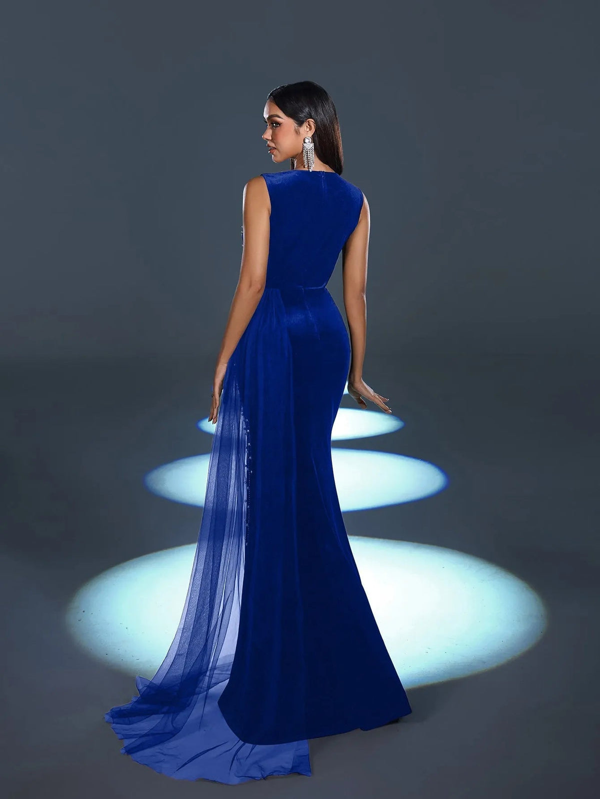 V-Neck Velvet Sleeveless Mermaid Evening Gown in Royal Blue, authorized product view 8