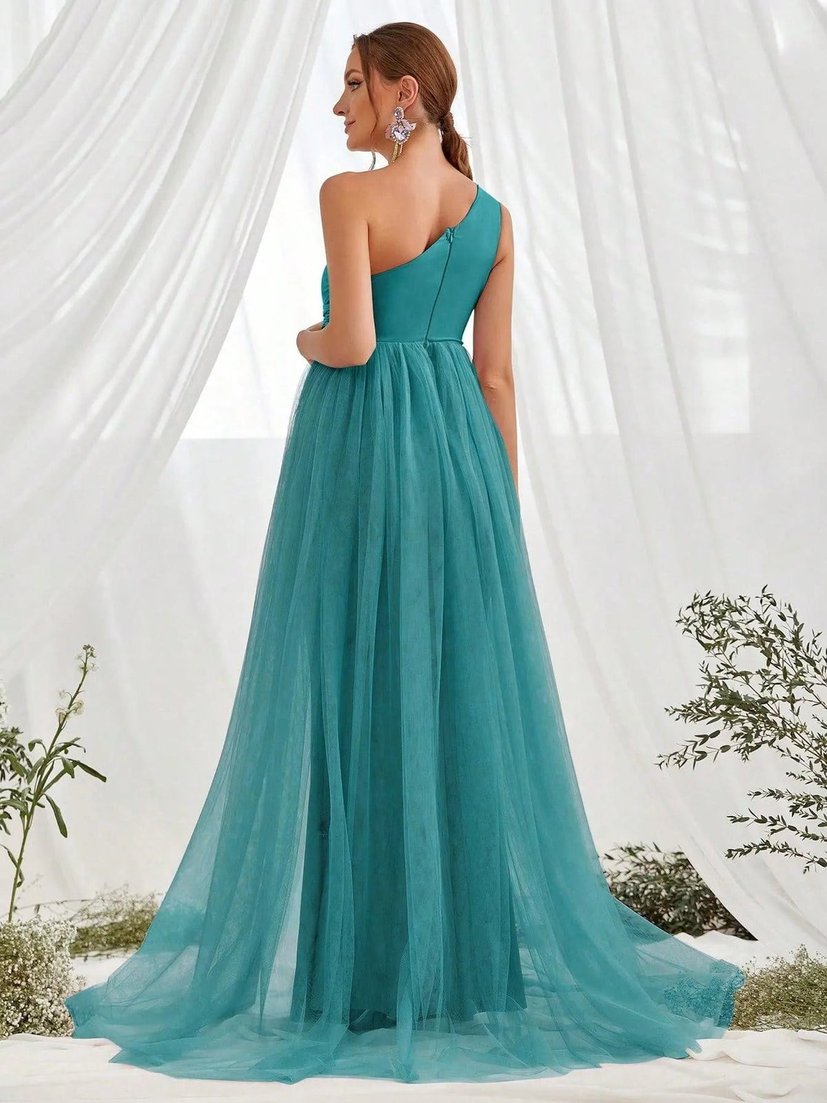 Additional product view of Contrast Mesh One-Shoulder Knit Mermaid Sleeveless Maternity Evening Dress